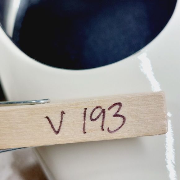 New Marc Fisher White Patent Leather Pointed Toe Slingback Heels V193 - Picture 14 of 14